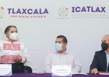 Firman convenio ICATLAX, IEM Y CMIC en materia de capacitación.