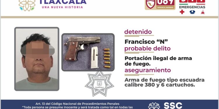 SSC detienen en Apizaco a presunto responsable de portación ilegal de arma de fuego.