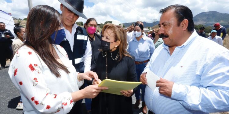 Anuncia Gobernadora Lorena Cuéllar una inversión de 38.6 mdp para obra pública en Atltzayanca.