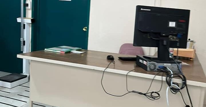 Se van a la “pachanga” y personal del IMSS Huamantla olvida atención.