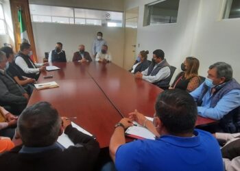 Atiende secretaria de movilidad y transporte a concesionarios
