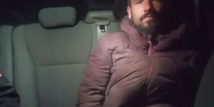 Policía de montaña auxilia a dos turistas extraviados en la Malinche