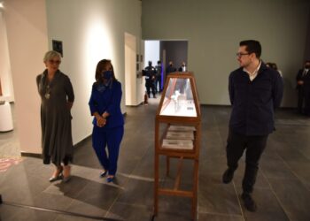 Llega al MAT la exposición “escucha profunda: prácticas hacia el mundo al revés”