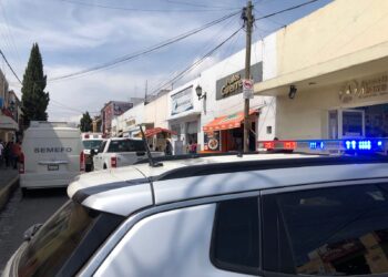 Muere hombre tras esperar atención médica en farmacia similares en Huamantla.