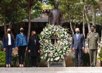 Encabezó Gobernadora Lorena Cuéllar el 41 aniversario luctuoso de Don Emilio Sánchez Piedras