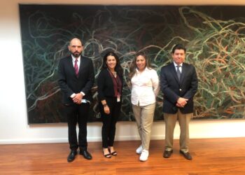 Establecen trabajo conjunto gobierno de Tlaxcala y consulado general de México en los Ángeles