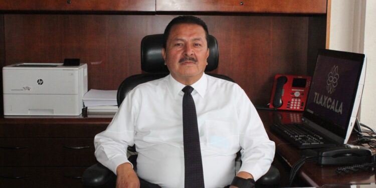 Asume Juan Tapia la titularidad de la SMyT