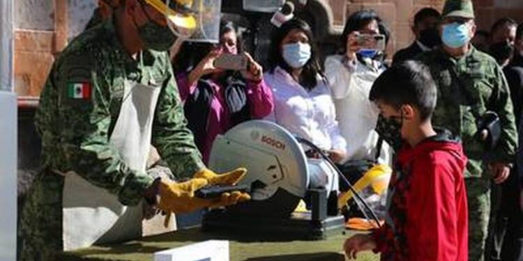 Exitoso programa de “Canje de armas” en Cuapiaxtla.