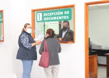 Mantiene gobierno estatal beneficios fiscales para transporte público y privado hasta 30 de junio.