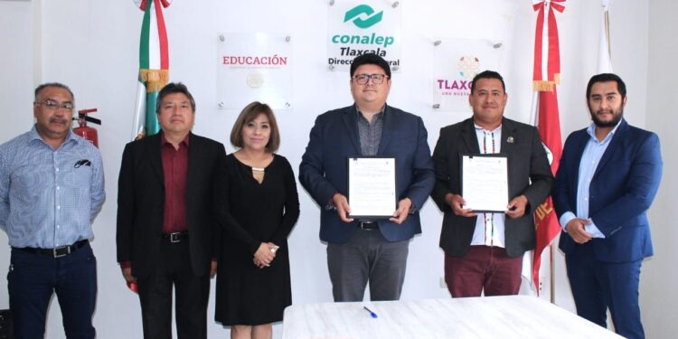 ITST y CONALEP signan convenio de colaboración