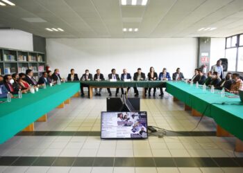 Signa convenios CECYTE-EMSAD Tlaxcala con CEPC y UTT