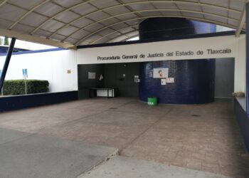 Asegura PGJE inmueble con mercancía robada y unidades de carga de Tlaxco