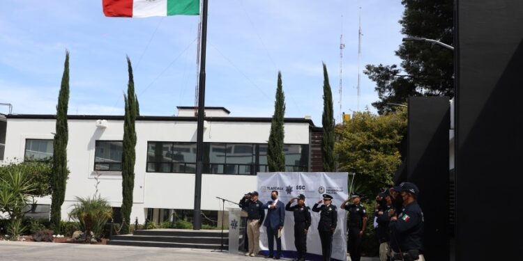Reconoce SSC mérito deportivo y oficial canino caído