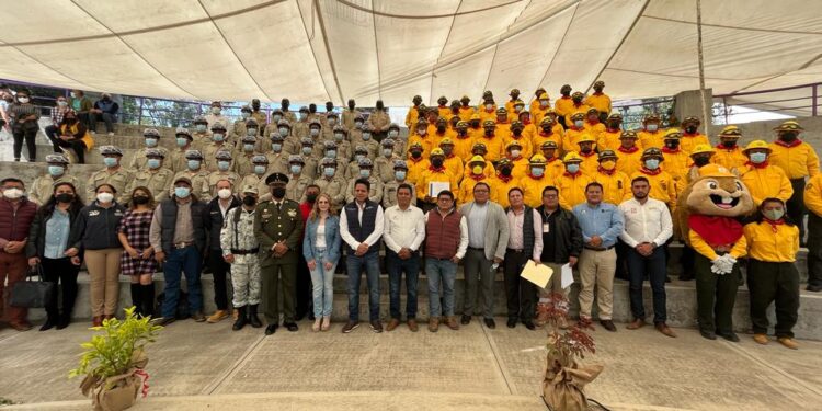 SMA y CONAFOR conmemoran a brigadistas en su día