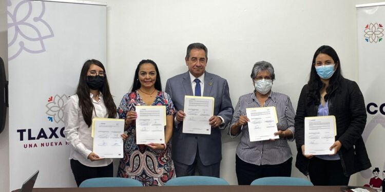 Firma COSSIES convenio para generar 151 plazas de servicio social