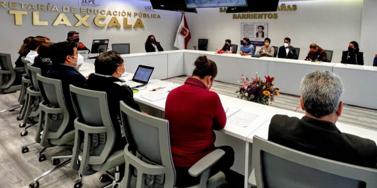 Inició SEPE-USET cambios en centros de trabajo de nivel preescolar y primaria