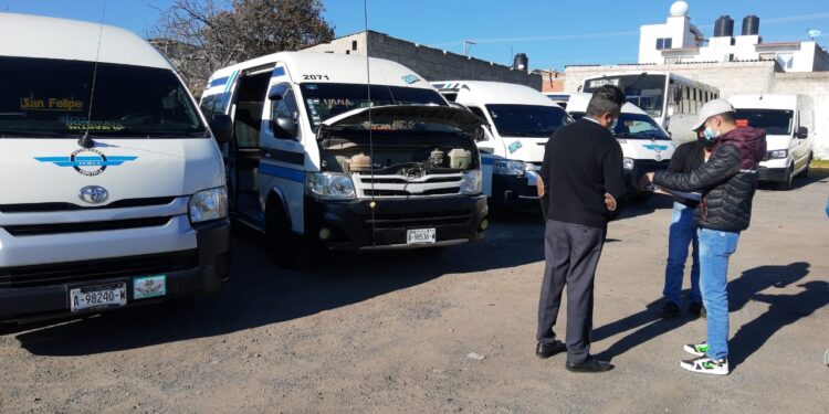 Invitan SMyT y CESESP a registrar unidades de transporte público en el repuvet