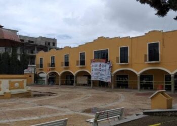 Colgando del puente de Velazco en Xaloztoc ubican a hombre.