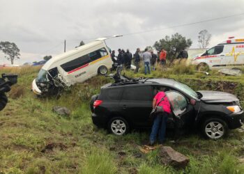 Al menos 17 heridos deja accidente automovilístico en Terrenate.