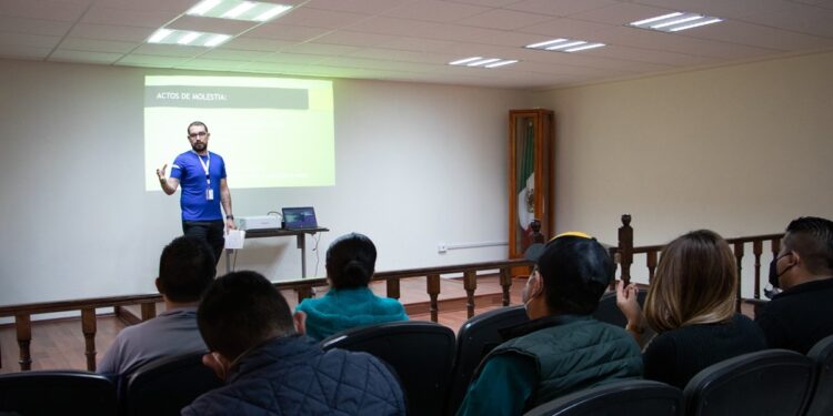 Ministerios públicos de la PGJE continúan capacitación en actos de investigación