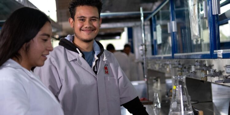 Mantiene UTT inscripciones abiertas con pase directo