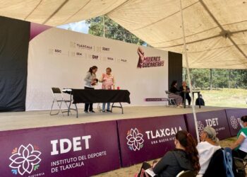 Acerca IDET cuarta sesión de mujeres guerreras