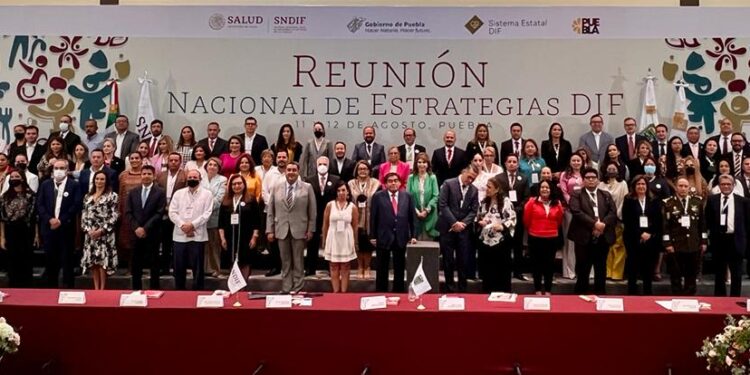 Participa SEDIF en la “reunión nacional de estrategias DIF” en Puebla