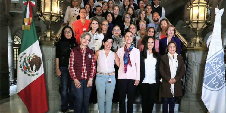 Asiste DIF Tlaxcala a la implementación de la estrategia “barrio adentro” en Iztapalapa