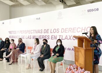 Leyes justas, la llave para lograr el bien común y desarrollo pleno de las mujeres: Lorena Ruiz