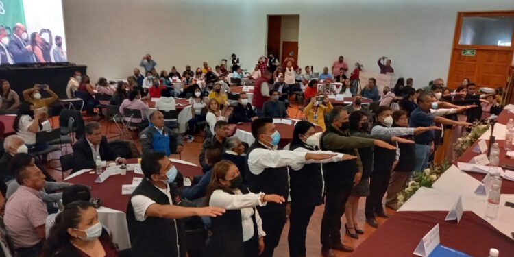 Asume Paulina Vázquez la dirigencia del SDyU; ofrece estabilidad laboral en empresas 