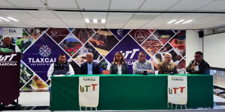 Realiza UTT y SIA capacitación sobre mejoramiento genético de semillas y vegetales