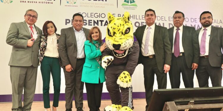 Presentan al “tiaxca guerrero jaguar” que dará identidad al COBAT Tlaxcala