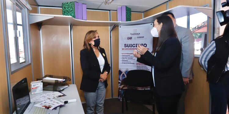 Lanza gobierno del estado estrategia móvil para prevenir suicidios en los municipios