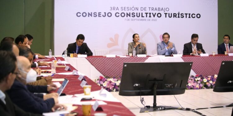 Rinde protesta comité consultivo del observatorio turístico sustentable del estado de Tlaxcala