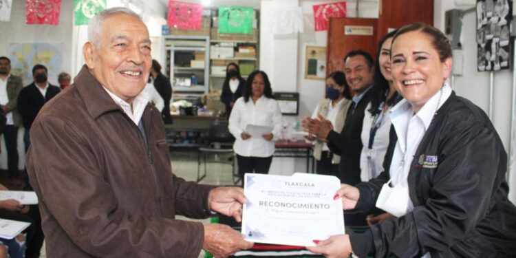 Conmemora itea el día internacional de la alfabetización con recorrido por el estado