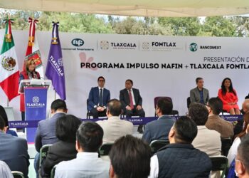 Lanza gobernadora Lorena Cuéllar y NAFIN programa de créditos con una bolsa de 115 mdp