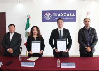 Rubrican convenio sedeco y sistema anticorrupción para la implementación de la firma electrónica