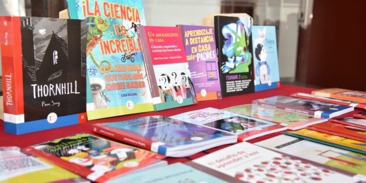 Publica SC resultados de los premios estatales de literatura 2022