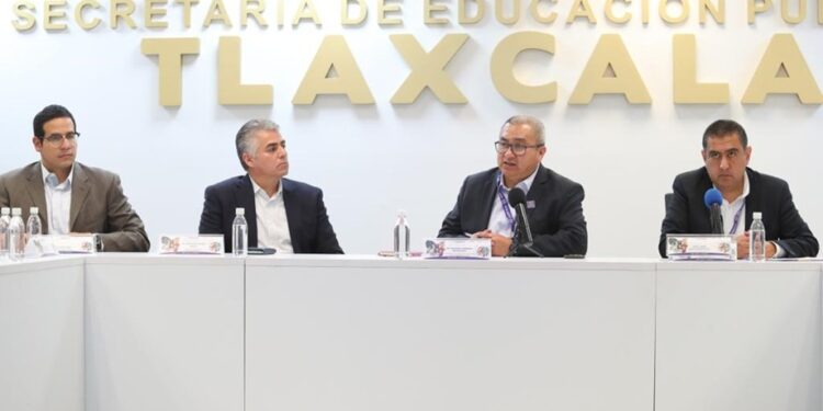 Presentan estudiantes de la técnica 38 demostraciones de aprendizajes con la fundación STEM