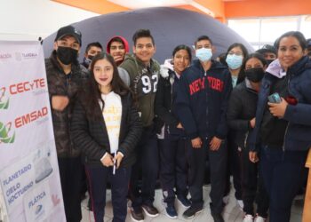 Acerca el CECYTE-EMSAD divulgación científica a comunidades mediante UNIVERSUM UNAM