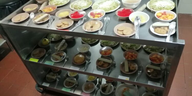 Existe abasto suficiente de alimentos en el HIT: director