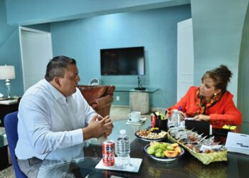 Atiende gobernadora Lorena Cuéllar agenda pública y audiencias con alcaldes