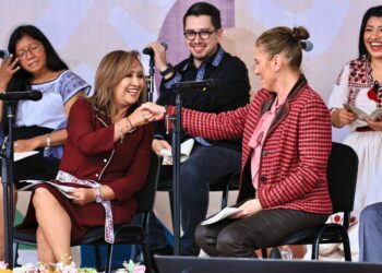 Encabezaron gobernadora Lorena Cuéllar y Beatriz Gutiérrez “fandangos por la lectura” en Contla