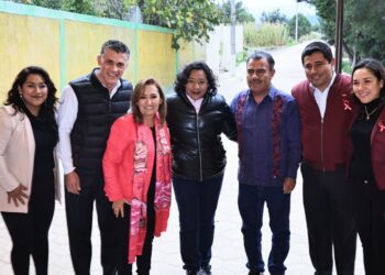 Inauguró gobernadora Lorena Cuéllar rehabilitación de calles en santa cruz Tlaxcala y Tzompantepec
