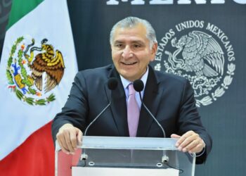 Reconoce secretario Adán Augusto López trabajo coordinado para disminuir incidencia delictiva en Tlaxcala