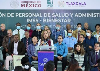 Entregó gobernadora Lorena Cuéllar 300 bases a personal de salud y administrativo de IMSS-BIENESTAR