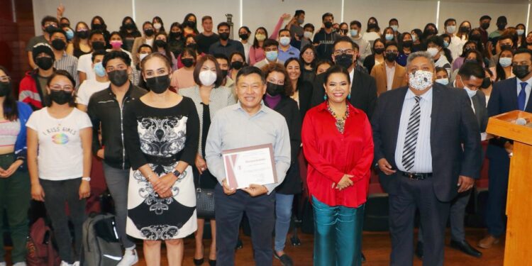 Impulsa UATx competencias blandas en los futuros profesionistas