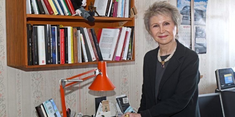 Becky Rubinstein: El hilo de Miriam es un milagro