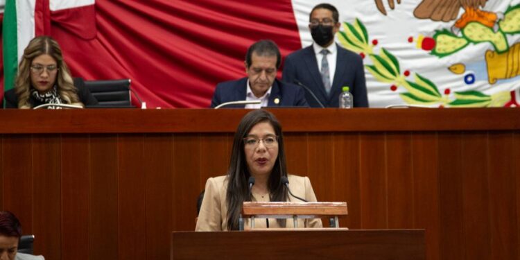 Reconoce Diputada Leticia Martínez defensa de los derechos de las niñas