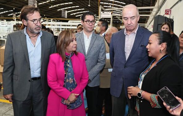 Inauguró gobernadora nueva línea de producción de la empresa taurus